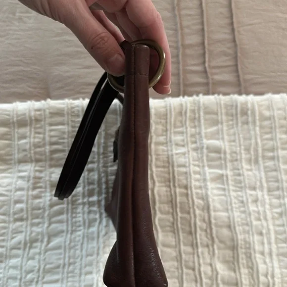 Celine Shoulder Bag - Picture 15 of 16